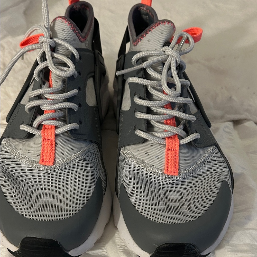 Air Nike Gray and Pink Athletic Sneakers